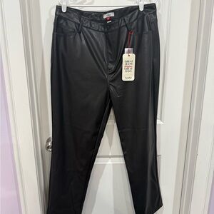 Arula Sleek Black Dress Pants